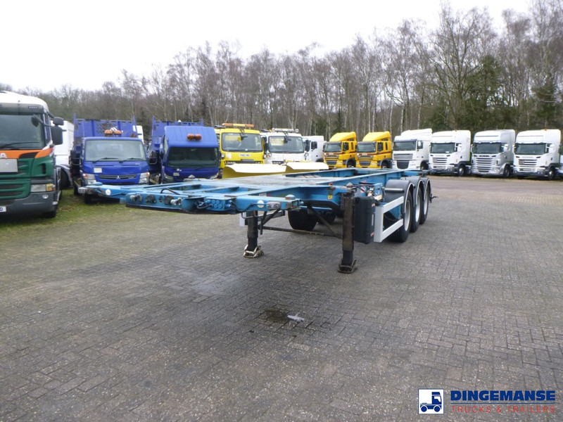 Fruehauf 3-axle container chassis 20, 30 ft - Container transporter/ Swap body truck: picture 1 Fruehauf 3-axle container chassis 20, 30 ft - Container transporter/ Swap body truck: picture 1