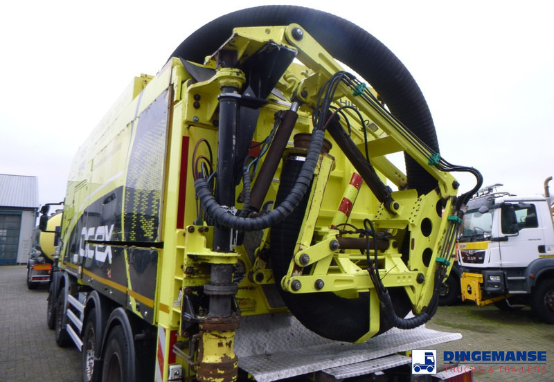 Vacuum truck Iveco Trakker 450 8x4 MTS vacuum excavator / Saugbagger: picture 6