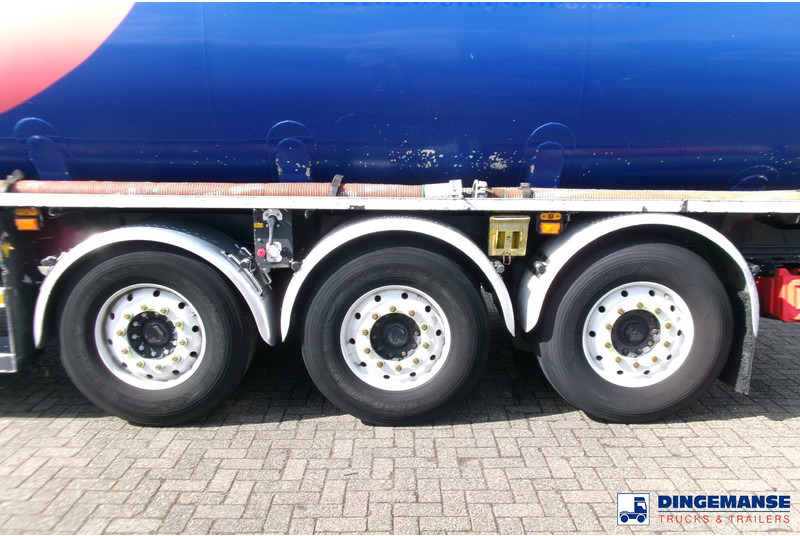 LAG Fuel tank alu 44.5 m3 / 6 comp + pump - Tank semi-trailer: picture 5 LAG Fuel tank alu 44.5 m3 / 6 comp + pump - Tank semi-trailer: picture 5