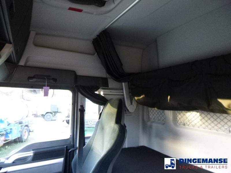 Box truck MAN TGX 26.440 6X2 high volume + Fruehauf closed box trailer: picture 19 Box truck MAN TGX 26.440 6X2 high volume + Fruehauf closed box trailer: picture 19