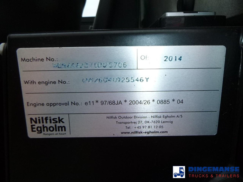 Lease a Nilfisk City Ranger CR3500 street sweeper Nilfisk City Ranger CR3500 street sweeper: picture 18