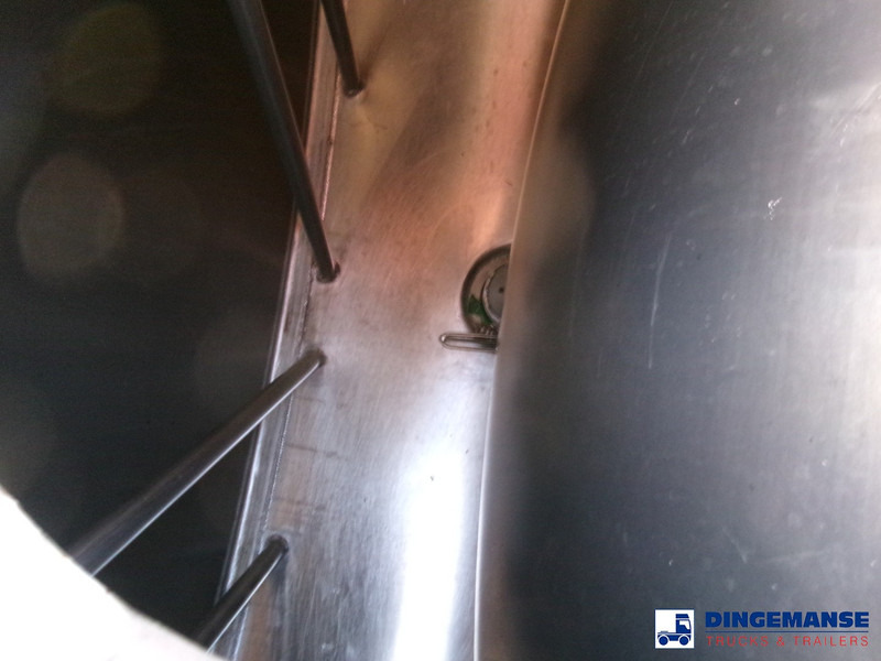 Tank truck Renault Midlum 270 4x2 fuel tank 11.5 m3 / 4 comp ADR 26-04-2024: picture 17