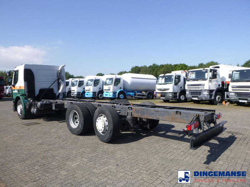 Renault Premium Lander 370 6x2 chassis + ADR - Cab chassis truck: picture 4 Renault Premium Lander 370 6x2 chassis + ADR - Cab chassis truck: picture 4