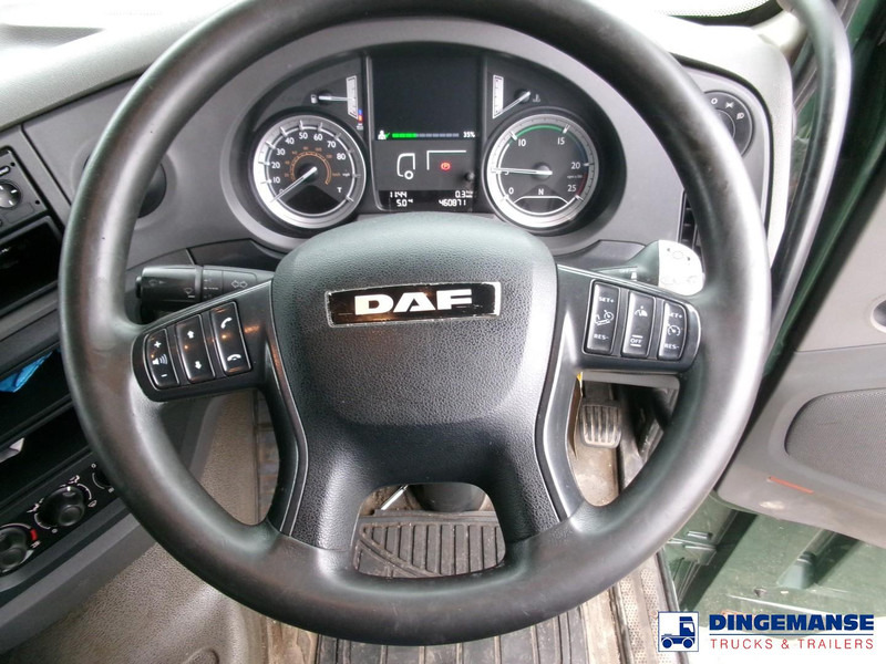 Tractor unit DAF XF 106 6x2 RHD Euro 6 + Hydraulics: picture 10 Tractor unit DAF XF 106 6x2 RHD Euro 6 + Hydraulics: picture 10