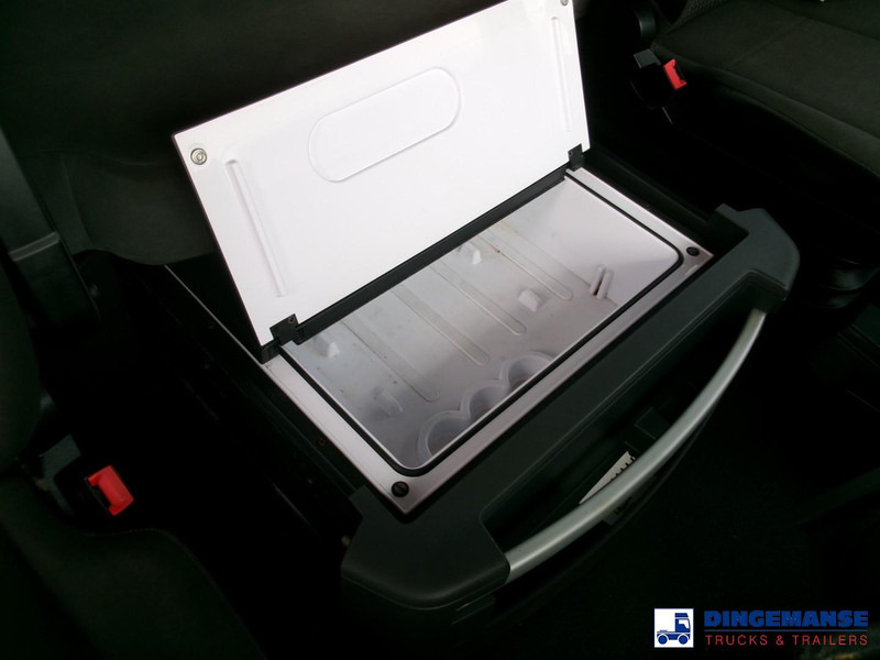 Tractor unit Renault T 460 6X2 RHD Euro 6: picture 12 Tractor unit Renault T 460 6X2 RHD Euro 6: picture 12