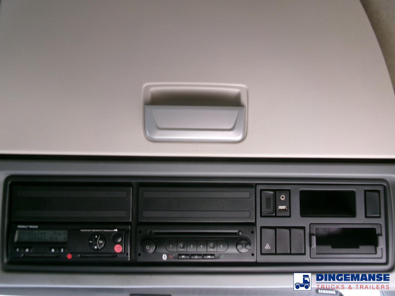 Tractor unit Renault T 460 6X2 RHD Euro 6: picture 18 Tractor unit Renault T 460 6X2 RHD Euro 6: picture 18