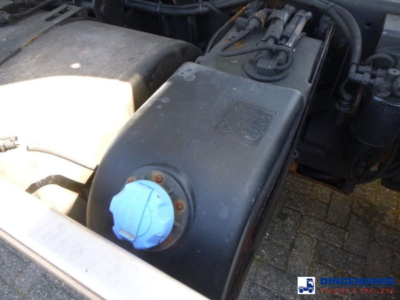 Lease a Volvo FH 340 6x4 RHD Romaquip gritter / salt spreader Volvo FH 340 6x4 RHD Romaquip gritter / salt spreader: picture 13 Lease a Volvo FH 340 6x4 RHD Romaquip gritter / salt spreader Volvo FH 340 6x4 RHD Romaquip gritter / salt spreader: picture 13