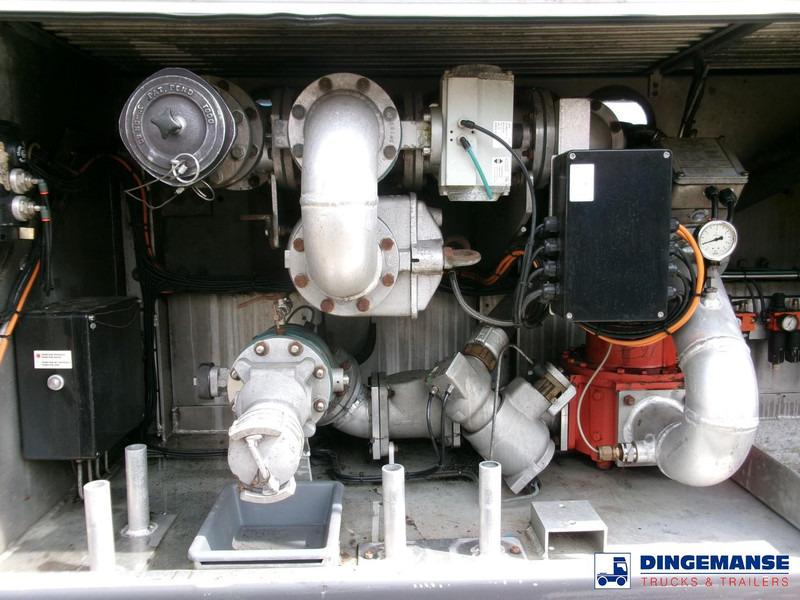 Tank truck Volvo FM 380 6X2 fuel tank 20.6 m3 / 4 comp: picture 12