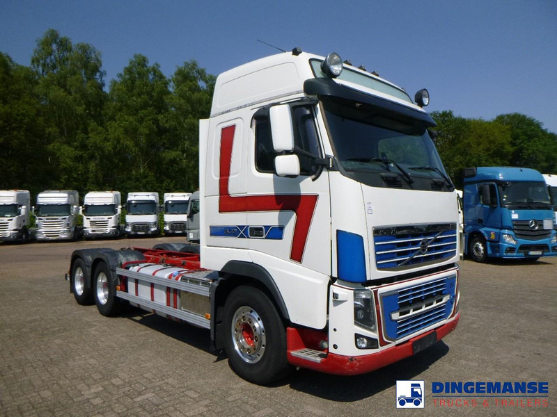 Volvo FM16 600 6x4 Euro 5 chassis + Retarder - Cab chassis truck: picture 2 Volvo FM16 600 6x4 Euro 5 chassis + Retarder - Cab chassis truck: picture 2