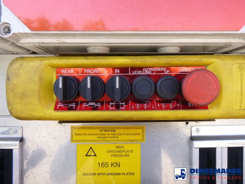 Fire truck Volvo FM9 340 6x2 RHD Vema 333 TFL fire truck: picture 18