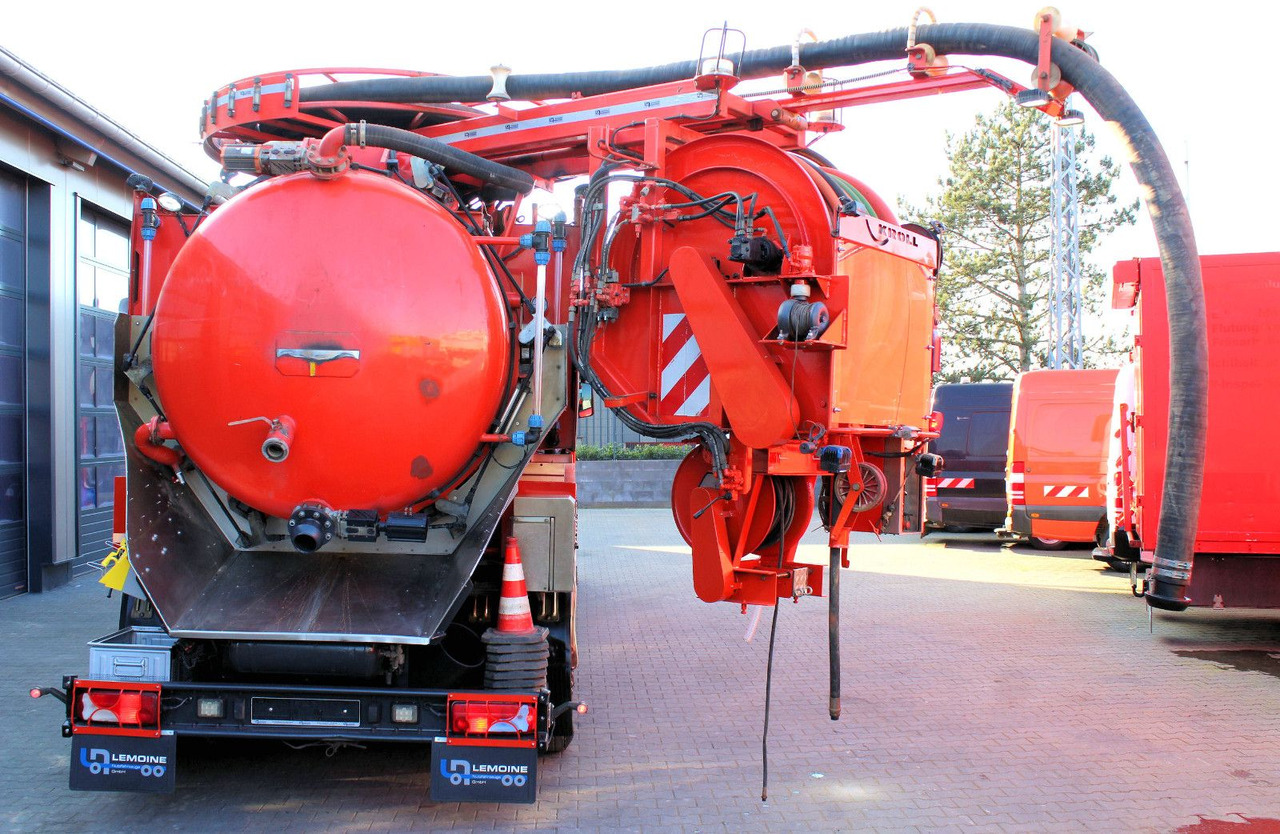 Lease a  Scania R560 V8 8x4 Kroll 20m³ WRG 2x HD-Pumpe 620 Liter Scania R560 V8 8x4 Kroll 20m³ WRG 2x HD-Pumpe 620 Liter: picture 8