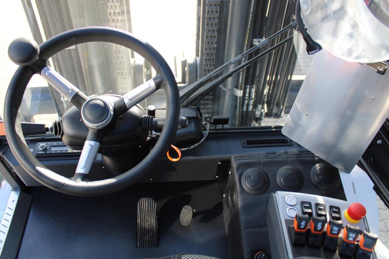 Carer A160-1200X - Electric forklift: picture 4 Carer A160-1200X - Electric forklift: picture 4