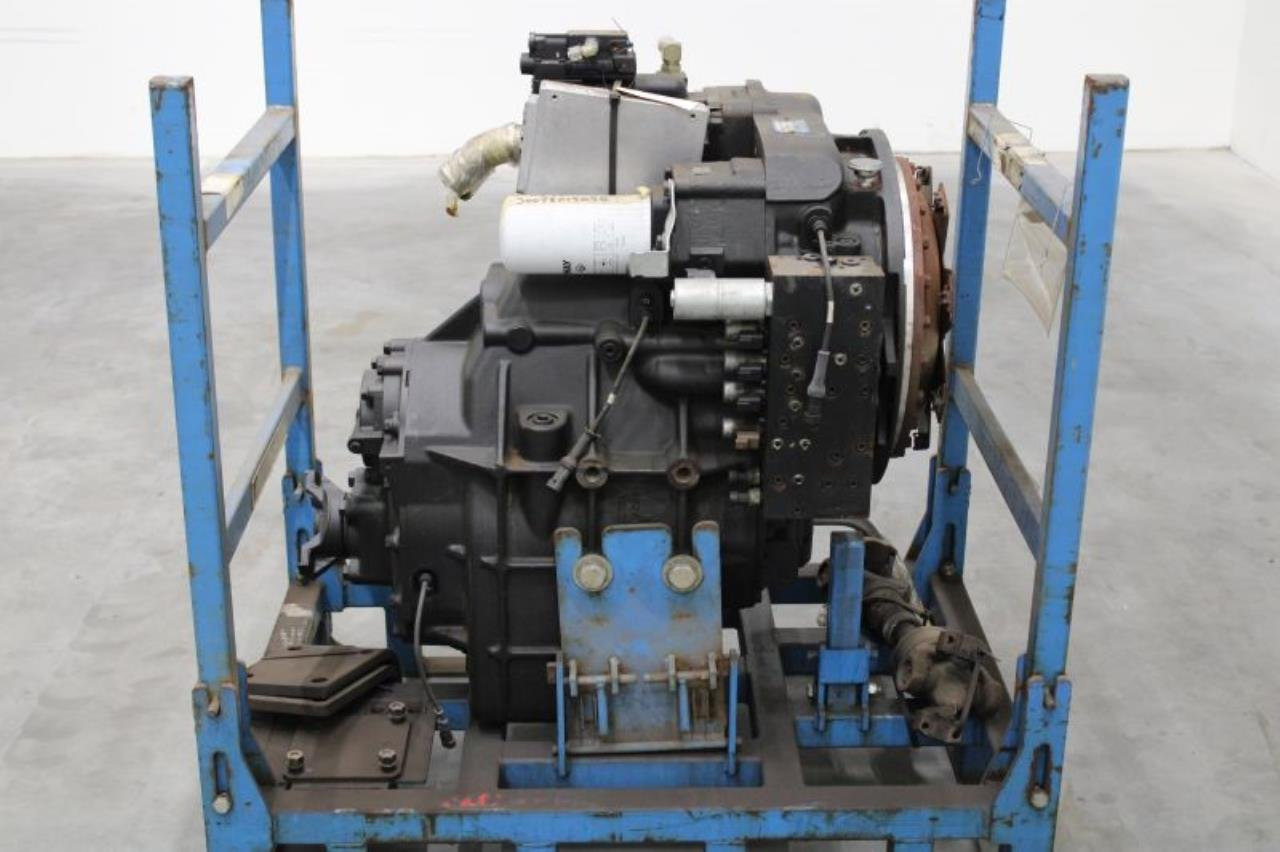 Dana TE10 - Transmission for Material handling equipment: picture 1 Dana TE10 - Transmission for Material handling equipment: picture 1
