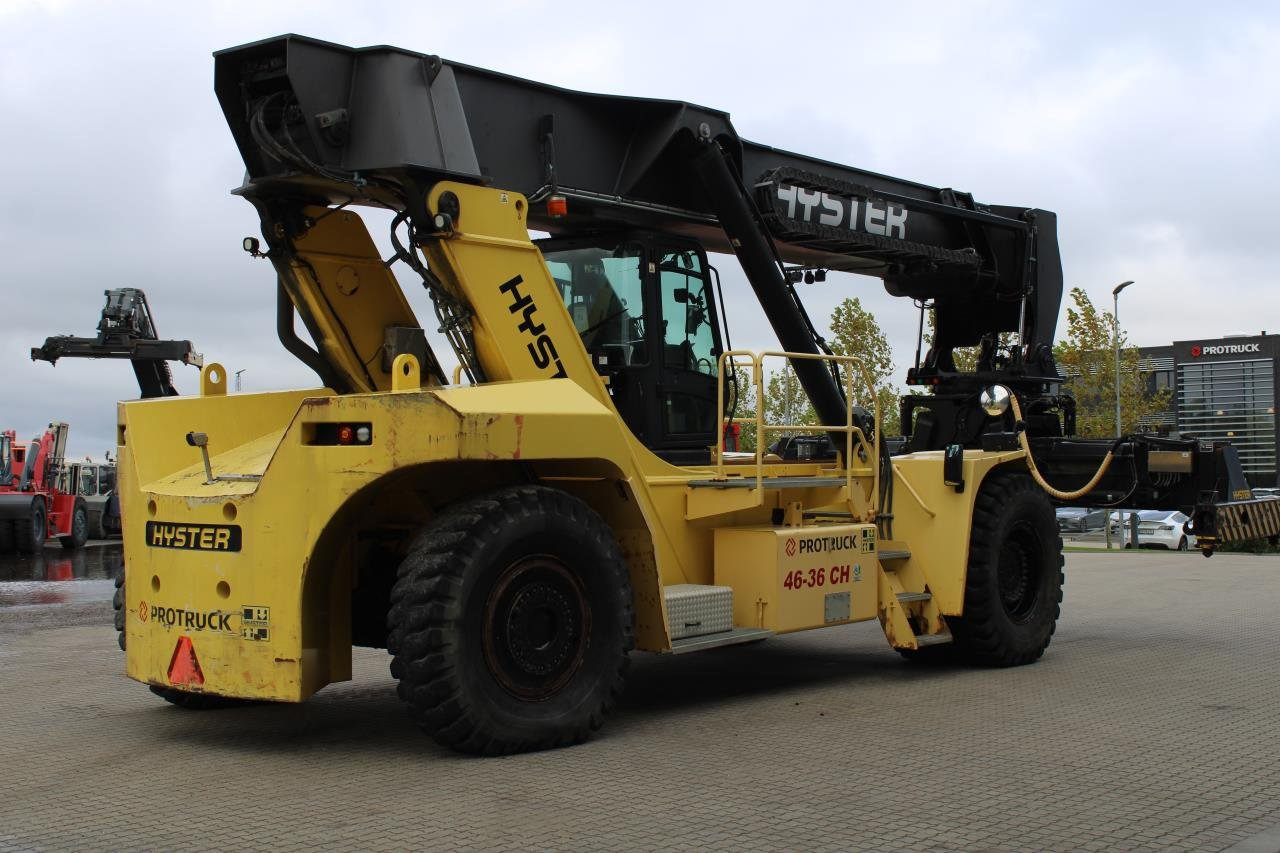Hyster RS46-36CH - Reach stacker: picture 3 Hyster RS46-36CH - Reach stacker: picture 3