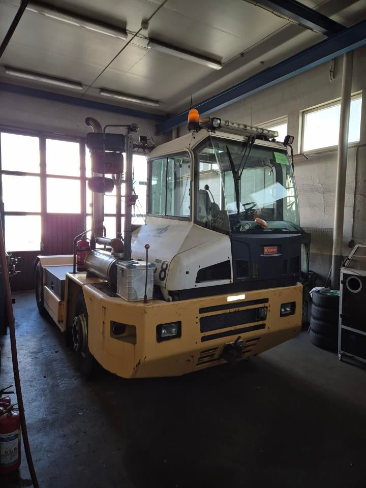 Kalmar TR618I - Terminal tractor: picture 1 Kalmar TR618I - Terminal tractor: picture 1