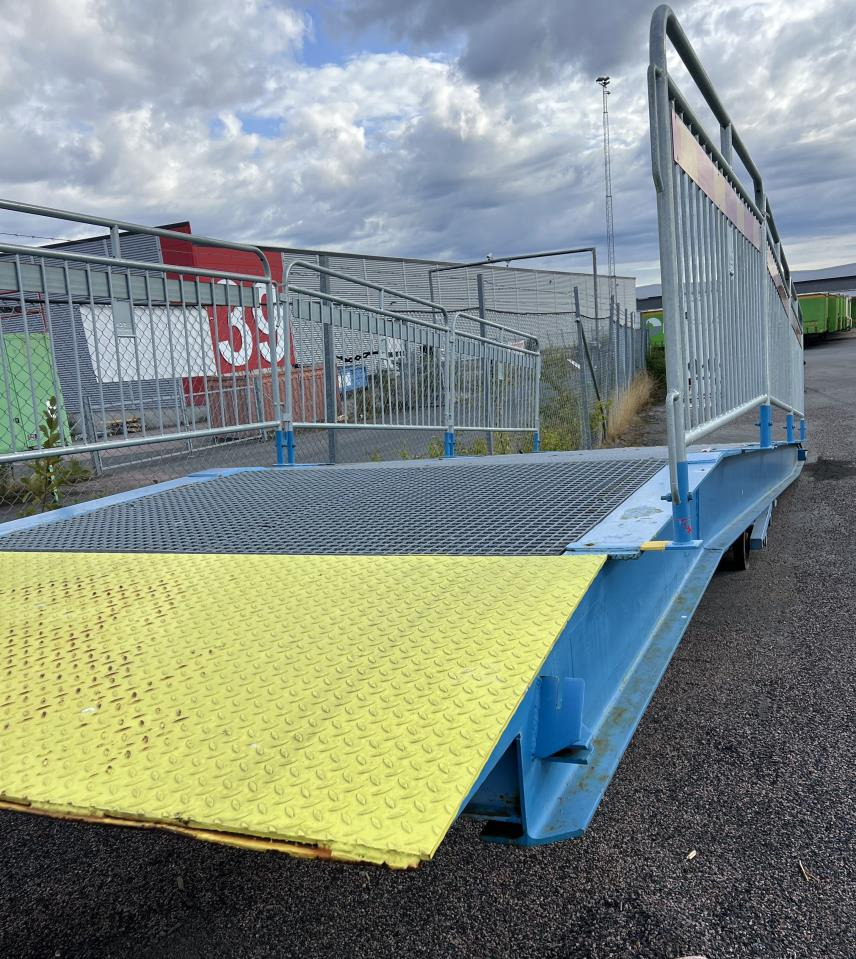 Miscellaneous X - Warehouse equipment: picture 2 Miscellaneous X - Warehouse equipment: picture 2