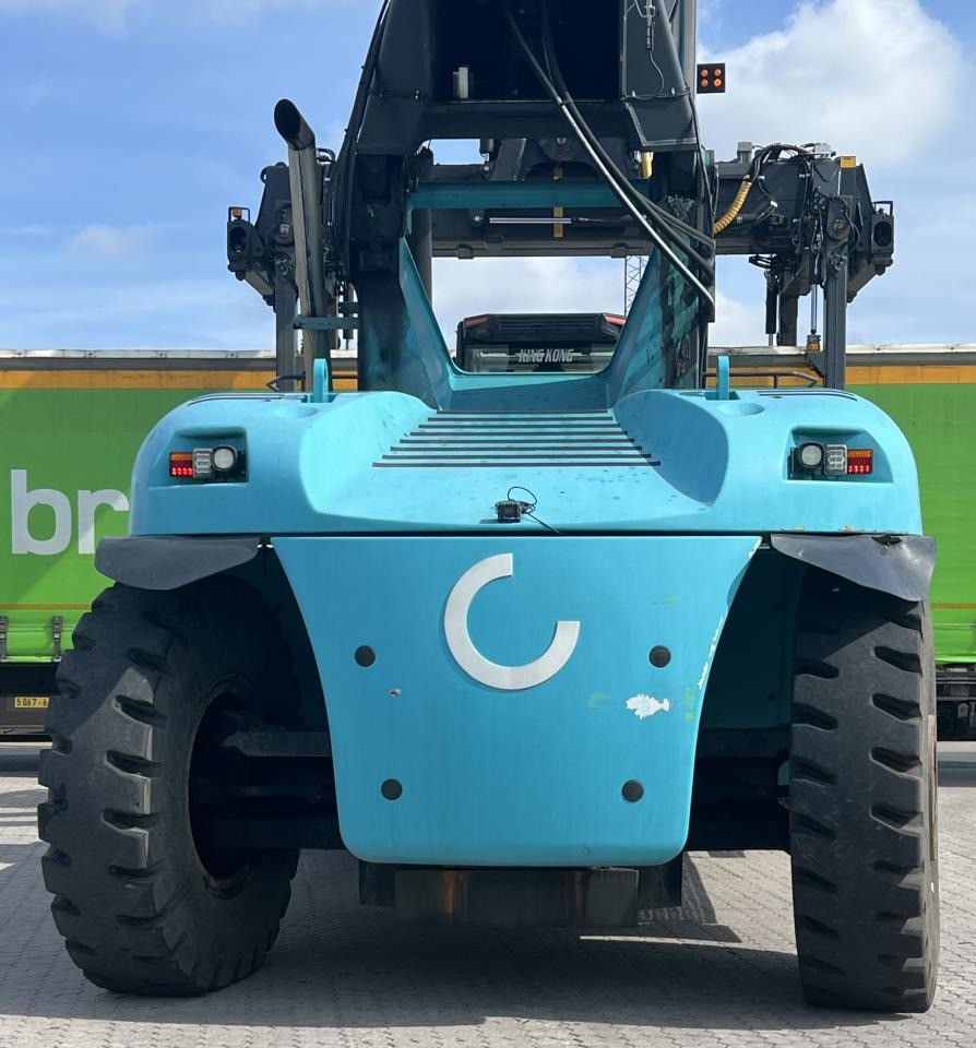 SMV 4538 CCX4 - Reach stacker: picture 3 SMV 4538 CCX4 - Reach stacker: picture 3
