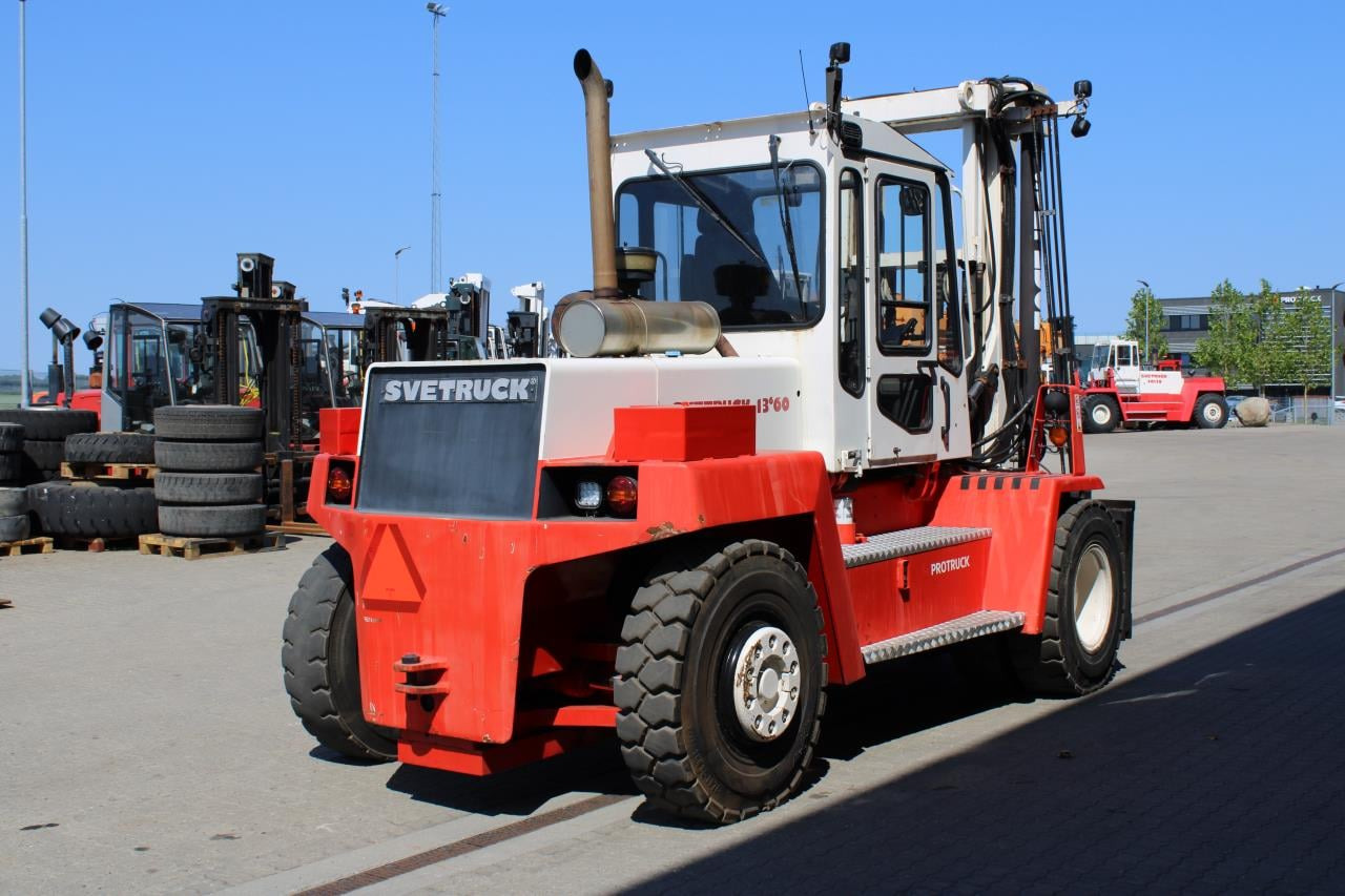 SveTruck 13660-32 - Diesel forklift: picture 3 SveTruck 13660-32 - Diesel forklift: picture 3