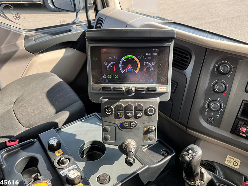 Lease a DAF FA LF 180 Euro 6 Johnston VS502 Just 138.807 km! DAF FA LF 180 Euro 6 Johnston VS502 Just 138.807 km!: picture 18