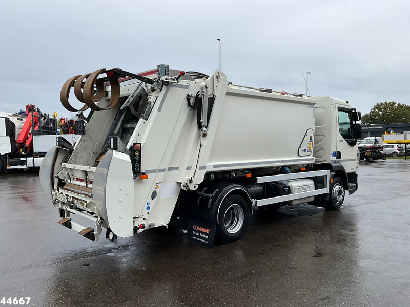 Garbage truck DAF FA LF 230 Euro 6 RHD Terberg 8m³ Just 67.505 Km!: picture 6 Garbage truck DAF FA LF 230 Euro 6 RHD Terberg 8m³ Just 67.505 Km!: picture 6