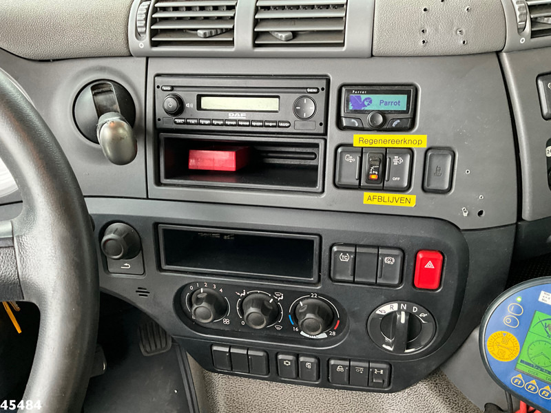 Garbage truck DAF FAN CF 290 Euro 6 Hiab 21 Tonmeter laadkraan: picture 19
