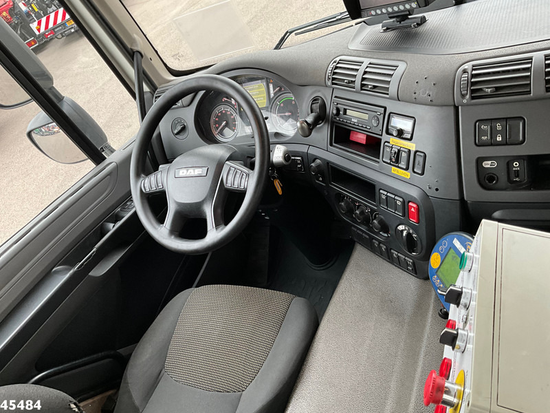 Garbage truck DAF FAN CF 290 Euro 6 Hiab 21 Tonmeter laadkraan: picture 18