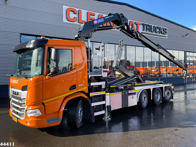 DAF FAQ XD 450 8x2 Euro 6 HMF 28 Tonmeter laadkraan - Hook lift truck, Crane truck: picture 1 DAF FAQ XD 450 8x2 Euro 6 HMF 28 Tonmeter laadkraan - Hook lift truck, Crane truck: picture 1
