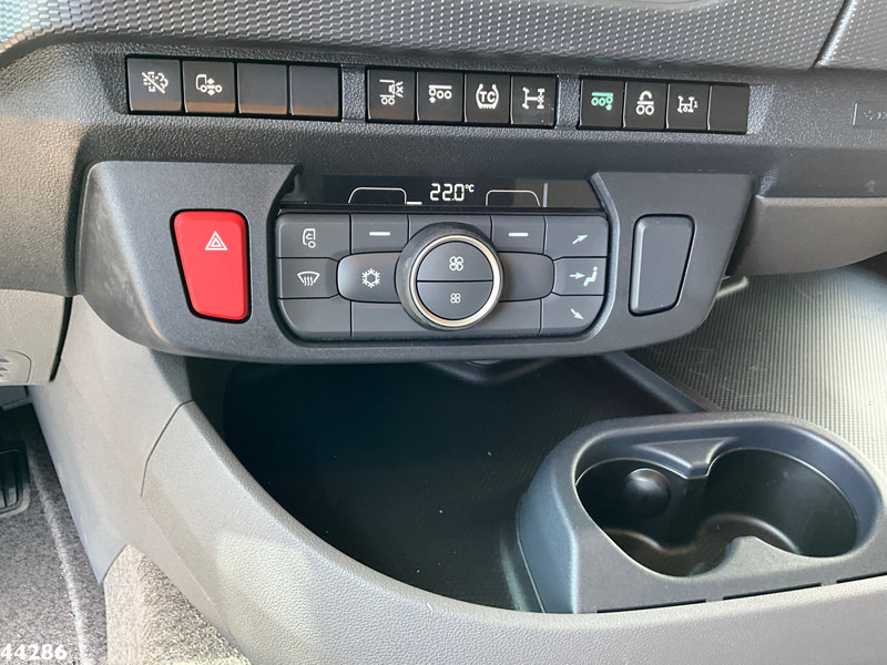 Hook lift truck DAF FAQ XD 450 VDL 30 Ton haakarmsysteem: picture 13 Hook lift truck DAF FAQ XD 450 VDL 30 Ton haakarmsysteem: picture 13