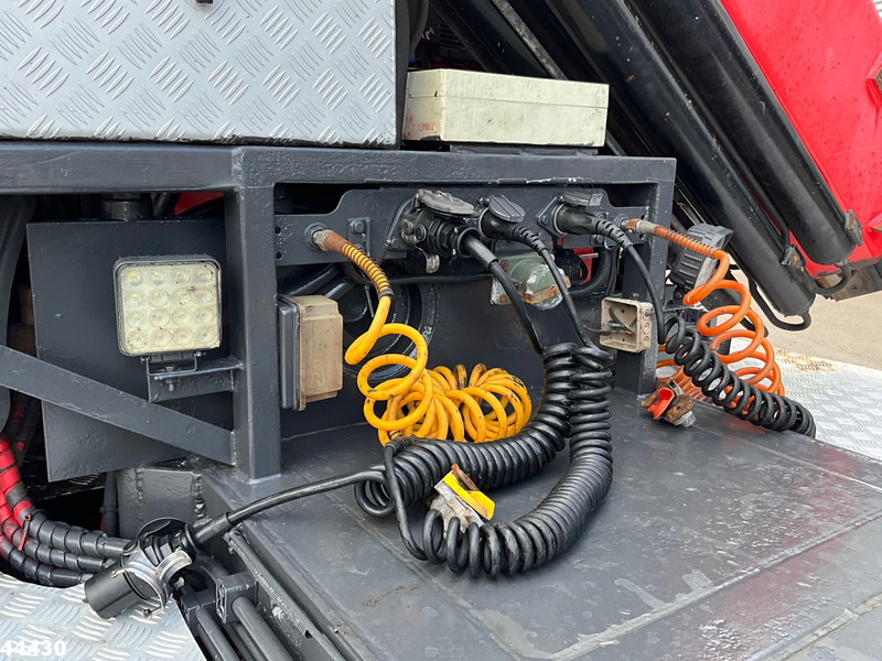 Crane truck DAF FAT 85.510 6x4 Euro 6 Retarder Fassi 36 Tonmeter laadkraan: picture 8