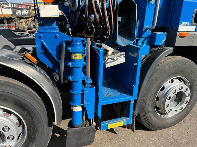 Lease a DAF FAX 85 CF 360 8x2 Euro 5 Hiab 16 Tonmeter laadkraan DAF FAX 85 CF 360 8x2 Euro 5 Hiab 16 Tonmeter laadkraan: picture 8