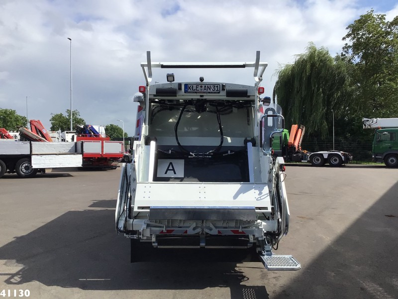 FUSO Canter 9C18 Zoeller 7m3 - Garbage truck: picture 3 FUSO Canter 9C18 Zoeller 7m3 - Garbage truck: picture 3