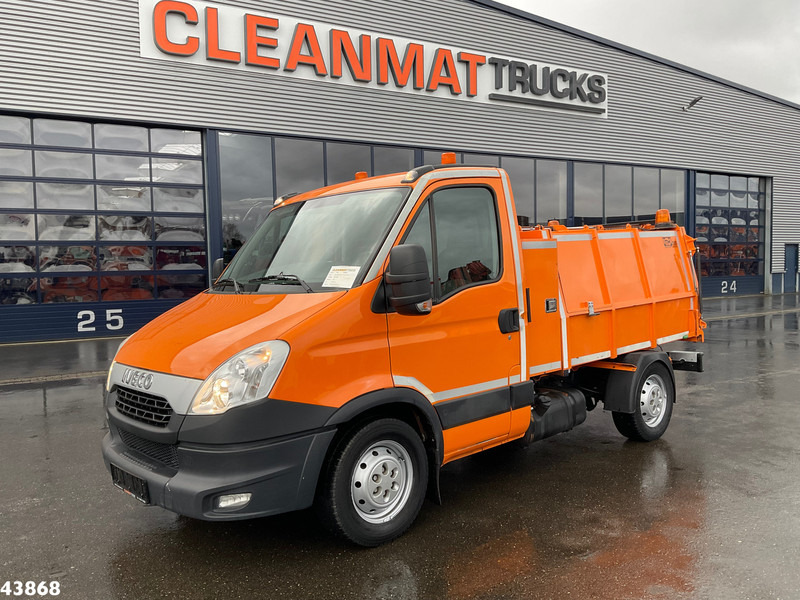 Iveco Daily 35S12 ITM 4m³ veegvuilopbouw - Garbage truck: picture 2 Iveco Daily 35S12 ITM 4m³ veegvuilopbouw - Garbage truck: picture 2