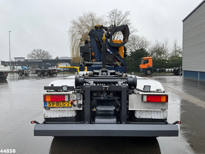 Iveco Trakker AD380T41W 8x6 Euro 6 HMF 19 Tonmeter Z-kraan - Hook lift truck, Crane truck: picture 3 Iveco Trakker AD380T41W 8x6 Euro 6 HMF 19 Tonmeter Z-kraan - Hook lift truck, Crane truck: picture 3