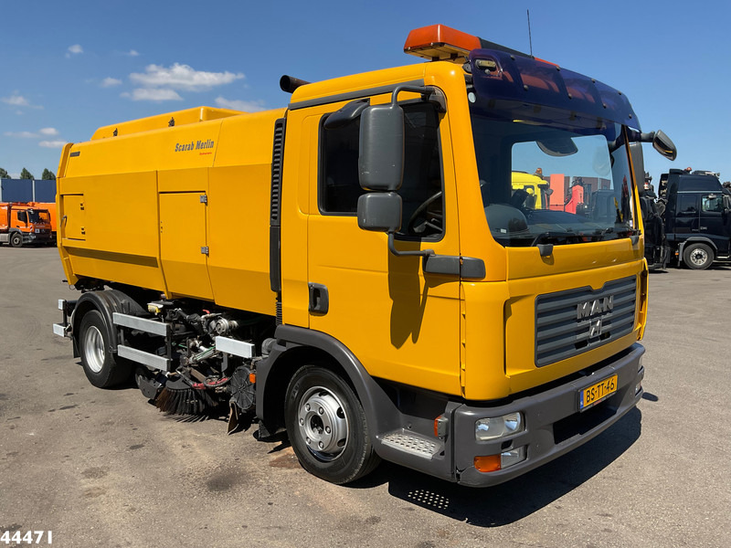 MAN TGL 12.180 Scarab Merlin Just 214.747 km! - Road sweeper: picture 5 MAN TGL 12.180 Scarab Merlin Just 214.747 km! - Road sweeper: picture 5