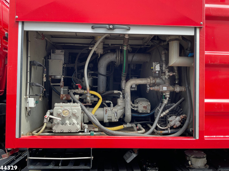 Vacuum truck MAN TGS 26.360 6x4H Simon Moos Combi: picture 16