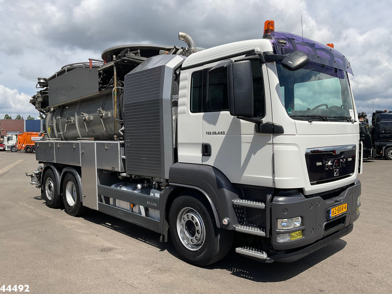 Vacuum truck MAN TGS 28.440 FFG Flensburger 12,5m³ Saug/Spul combi Waterrecycling: picture 6