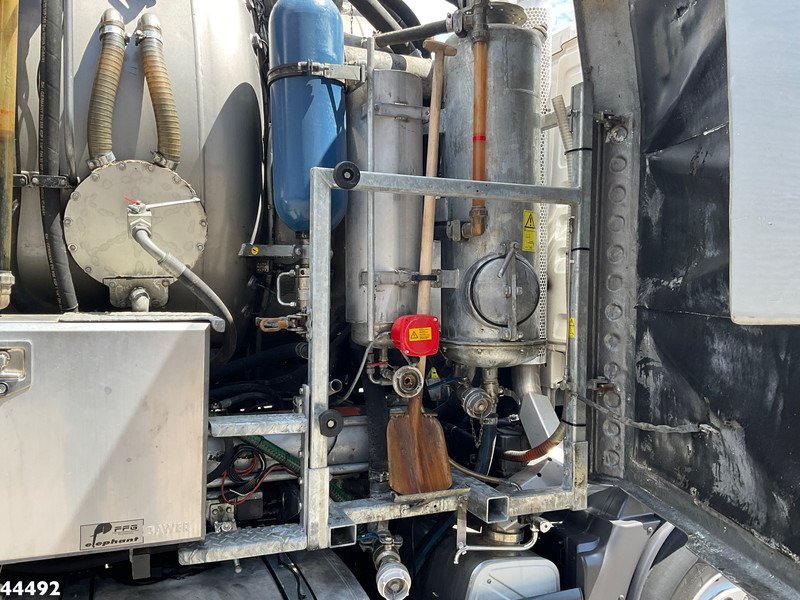 Vacuum truck MAN TGS 28.440 FFG Flensburger 12,5m³ Saug/Spul combi Waterrecycling: picture 15