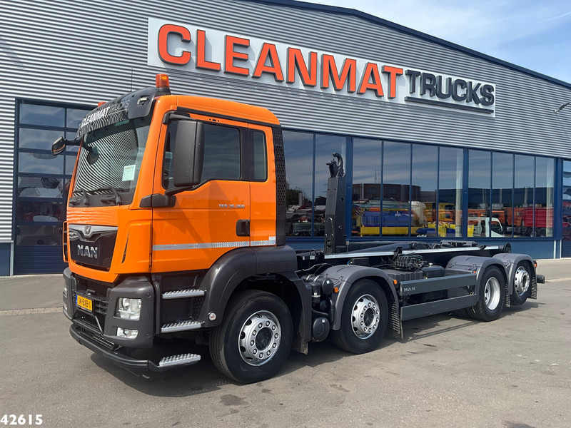 Hook lift truck MAN TGS 35.360 8x2 Euro 6 VDL 30 Ton haakarmsysteem: picture 6