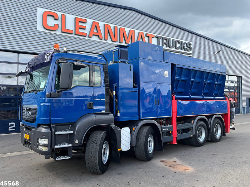 MAN TGS 41.440 8x4 Full Steel Reschwitzer 10m³ Saugbagger Just 132.502 Km! - Vacuum truck: picture 4 MAN TGS 41.440 8x4 Full Steel Reschwitzer 10m³ Saugbagger Just 132.502 Km! - Vacuum truck: picture 4