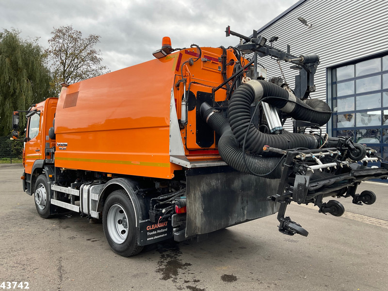 Mercedes-Benz ATEGO 1523 Faun VIAJET 6 R/HS Wegdekreiniger Just 14.776 km! - Road sweeper: picture 4 Mercedes-Benz ATEGO 1523 Faun VIAJET 6 R/HS Wegdekreiniger Just 14.776 km! - Road sweeper: picture 4