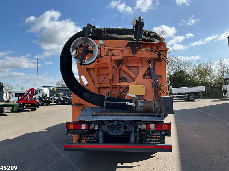 Vacuum truck Mercedes-Benz Actros 3336 6x4 RSP Saugbagger 7m³: picture 6