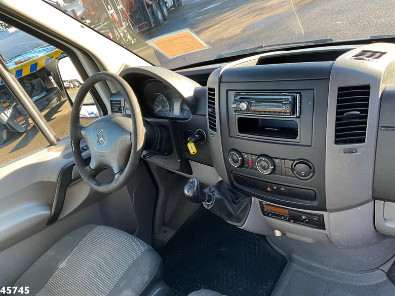 Crane truck Mercedes-Benz Sprinter 513 2.2 CDI Hiab 2 Tonmeter laadkraan Just 196.629 km!: picture 12 Crane truck Mercedes-Benz Sprinter 513 2.2 CDI Hiab 2 Tonmeter laadkraan Just 196.629 km!: picture 12