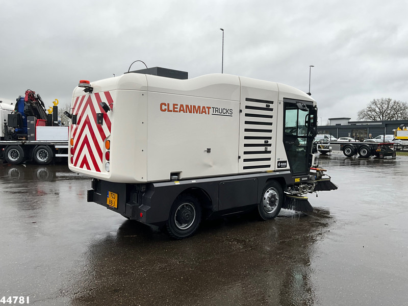 Lease a Ravo 540 CD Euro 6 with 3-rd brush Ravo 540 CD Euro 6 with 3-rd brush: picture 6