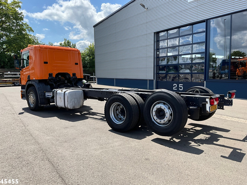 Scania P 280 6x2 Chassis Cabine with PTO Just 218.646 km! - Cab chassis truck: picture 2 Scania P 280 6x2 Chassis Cabine with PTO Just 218.646 km! - Cab chassis truck: picture 2