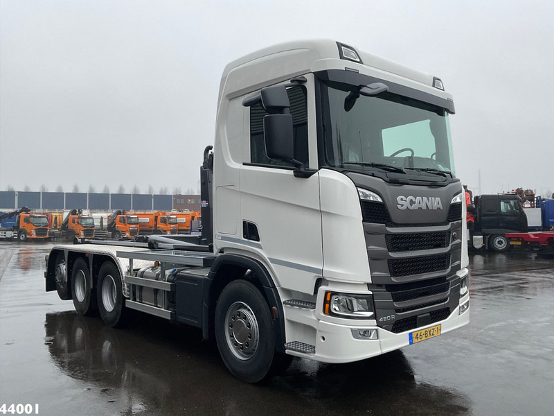 Scania R 460 8x4 Retarder VDL 30 Ton haakarmsysteem NEW AND UNUSED! - Hook lift truck: picture 3 Scania R 460 8x4 Retarder VDL 30 Ton haakarmsysteem NEW AND UNUSED! - Hook lift truck: picture 3