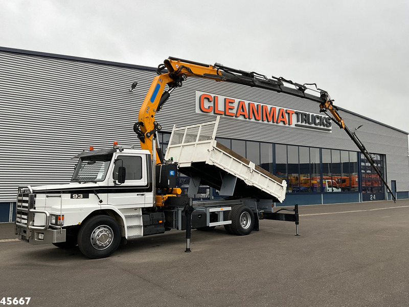 Scania T 93 4x2 Kipper met 31 Tonmeter laadkraan (bj 2005) + Fly-JIb! Just 118.736 km! - Tipper, Crane truck: picture 1 Scania T 93 4x2 Kipper met 31 Tonmeter laadkraan (bj 2005) + Fly-JIb! Just 118.736 km! - Tipper, Crane truck: picture 1