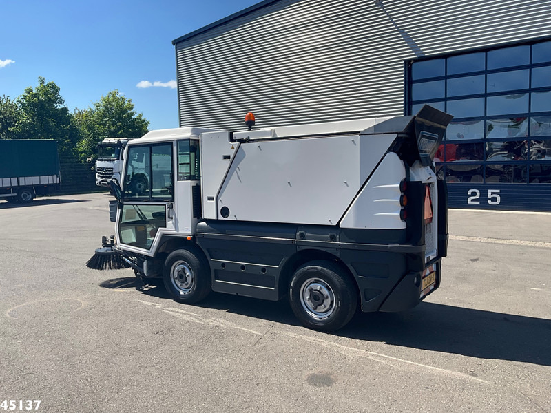 Schmidt Swingo Compact 200 Euro 6 - Road sweeper: picture 2 Schmidt Swingo Compact 200 Euro 6 - Road sweeper: picture 2