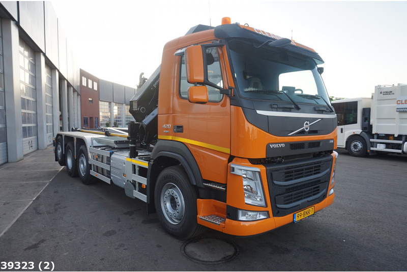 Volvo FM 420 8x2 HMF 26 Tonmeter laadkraan - Hook lift truck, Crane truck: picture 3 Volvo FM 420 8x2 HMF 26 Tonmeter laadkraan - Hook lift truck, Crane truck: picture 3