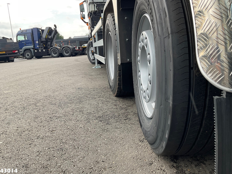 Hook lift truck, Crane truck Volvo FM 430 HMF 23 Tonmeter laadkraan: picture 11 Hook lift truck, Crane truck Volvo FM 430 HMF 23 Tonmeter laadkraan: picture 11