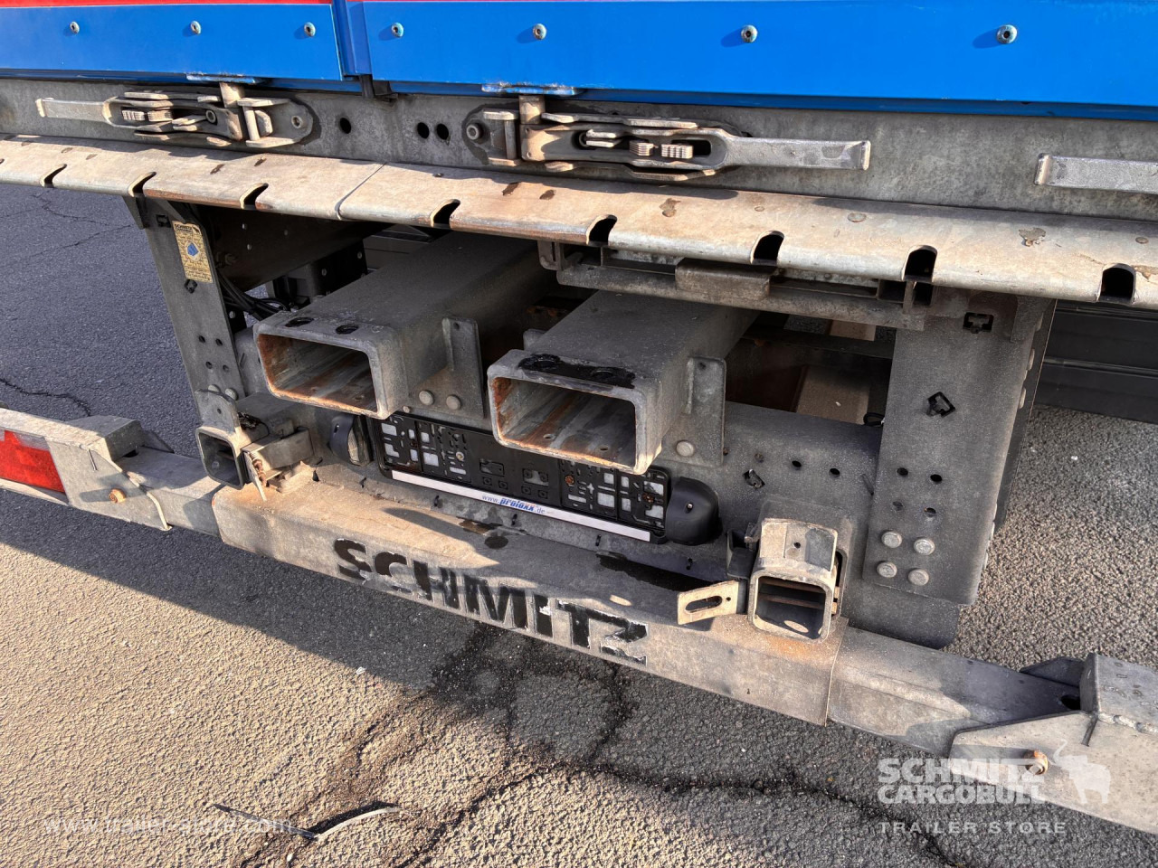 SCHMITZ Auflieger Curtainsider Standard Forklift holder - Curtainsider semi-trailer: picture 4 SCHMITZ Auflieger Curtainsider Standard Forklift holder - Curtainsider semi-trailer: picture 4